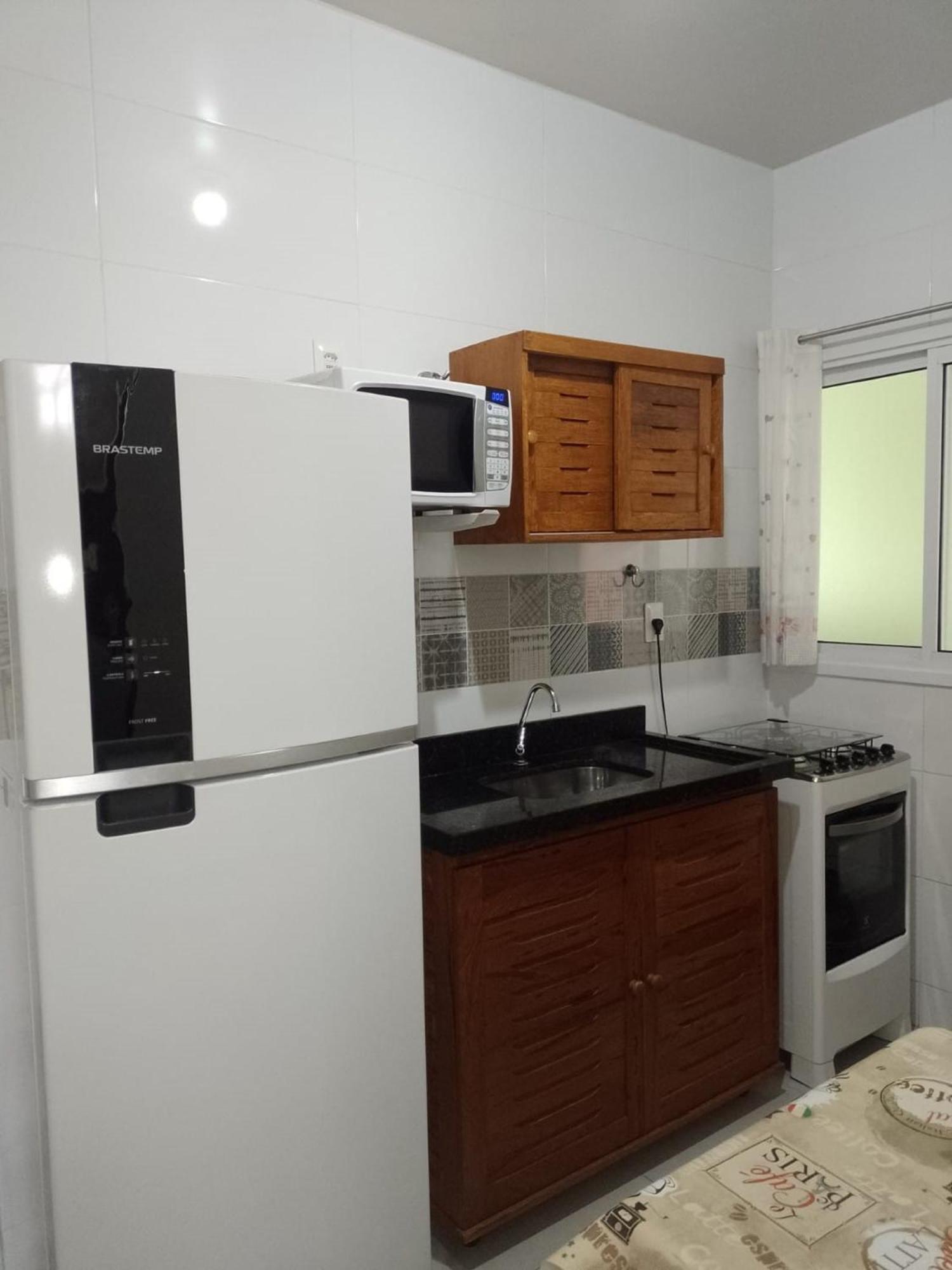 Apartamento com Varanda